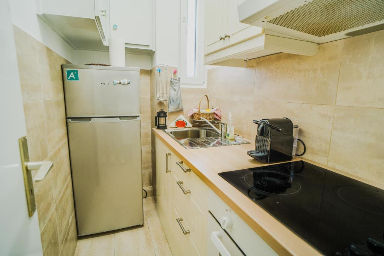 Green Apartment Ground Floor Feel Like Home Properties Saronida 외부 사진