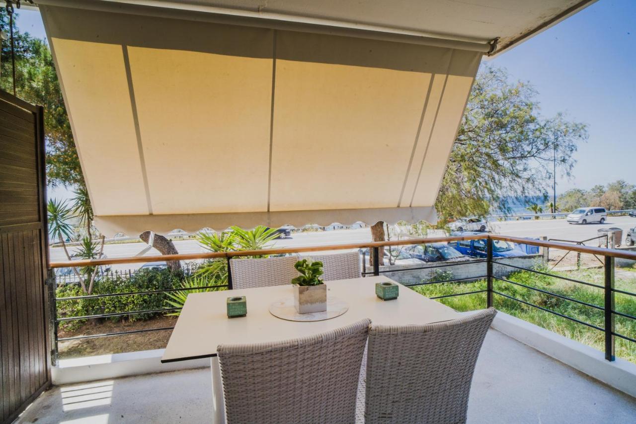 Green Apartment Ground Floor Feel Like Home Properties Saronida 외부 사진